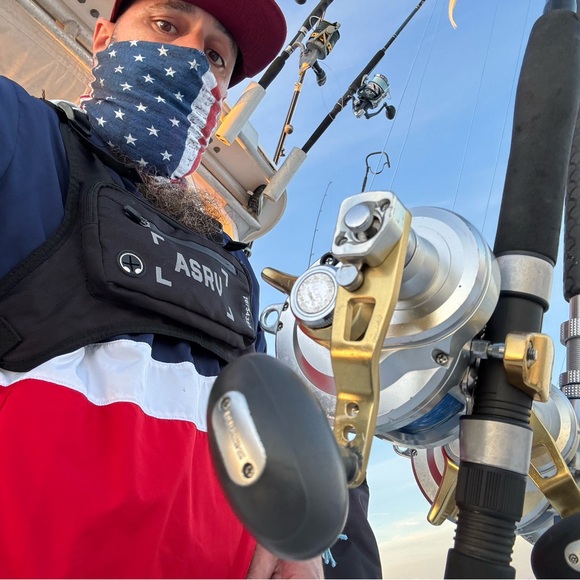 Mark Posh, although I do identify as a Joey (not a baby kangaroo 🦘tho;) 😂 - Picture 1 of 7